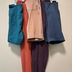 Old Navy lot of 3 pair of shorts and 2 pair of ribbed leggings